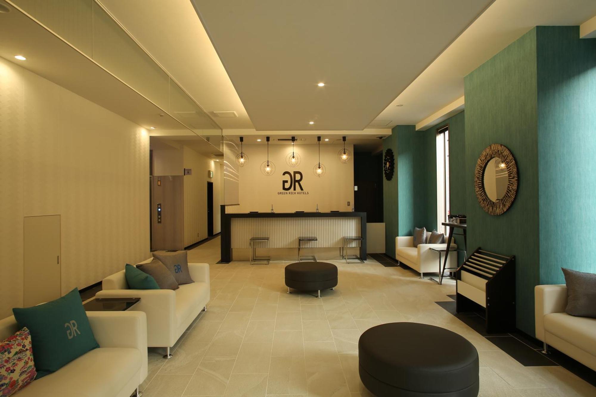 Green Rich Hotel & Capsule Naha - Artificial Hot Spring Futamata Yunohana Buitenkant foto